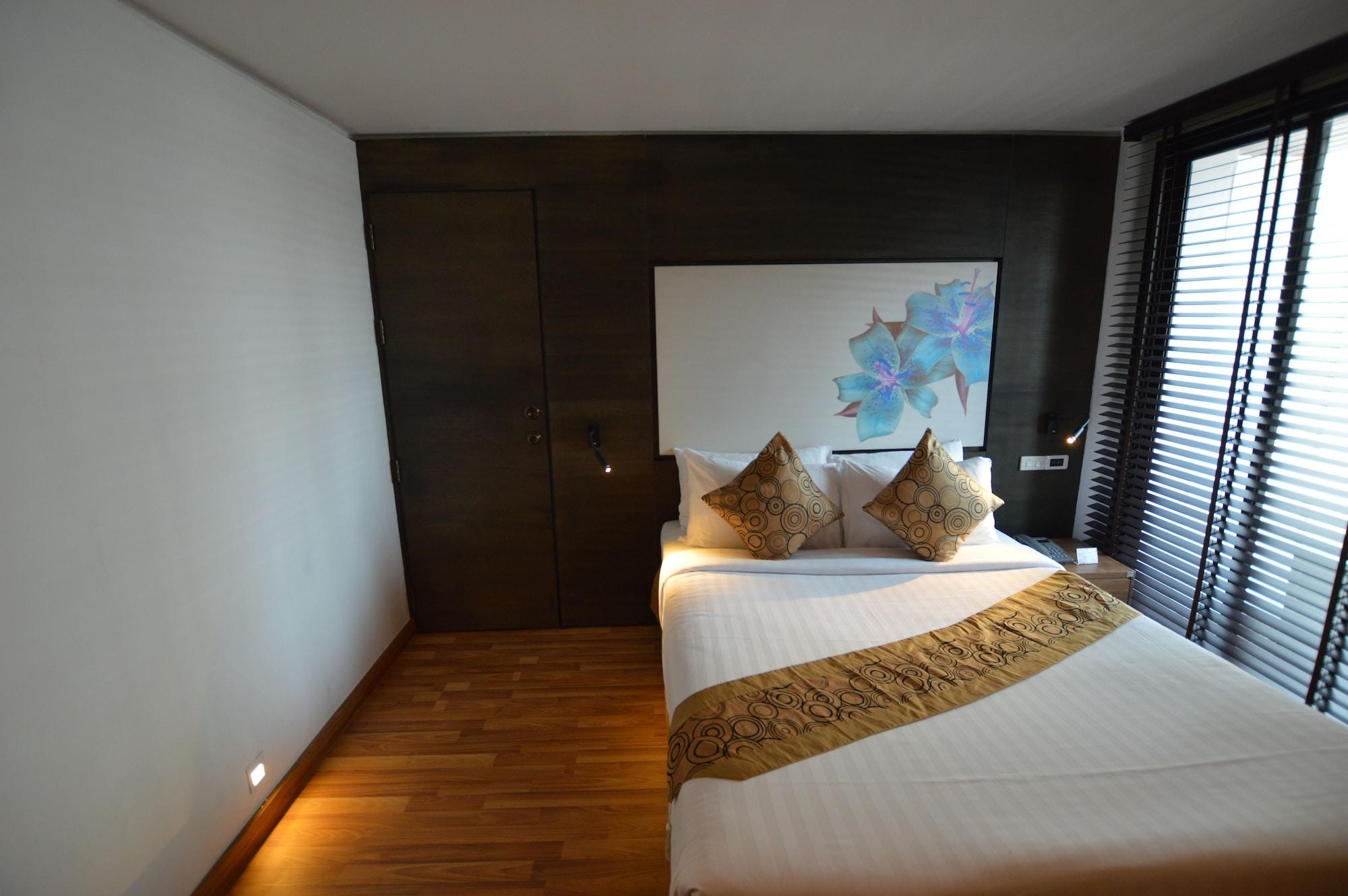 I Residence Hotel Silom Bangkok Esterno foto