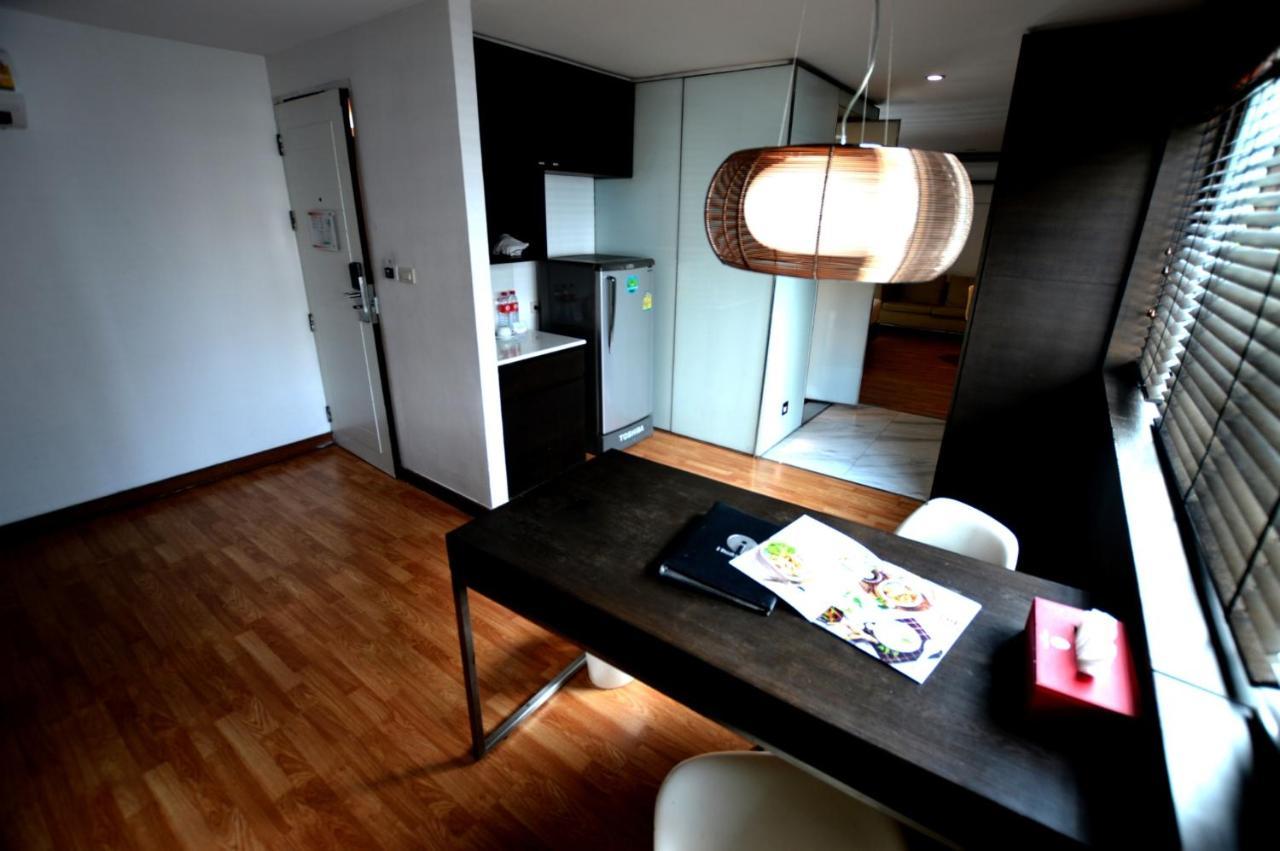 I Residence Hotel Silom Bangkok Esterno foto