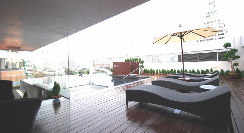 I Residence Hotel Silom Bangkok Esterno foto